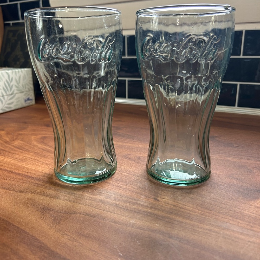 Coca-Cola Embossed Glass Set - Picture 2 of 4
